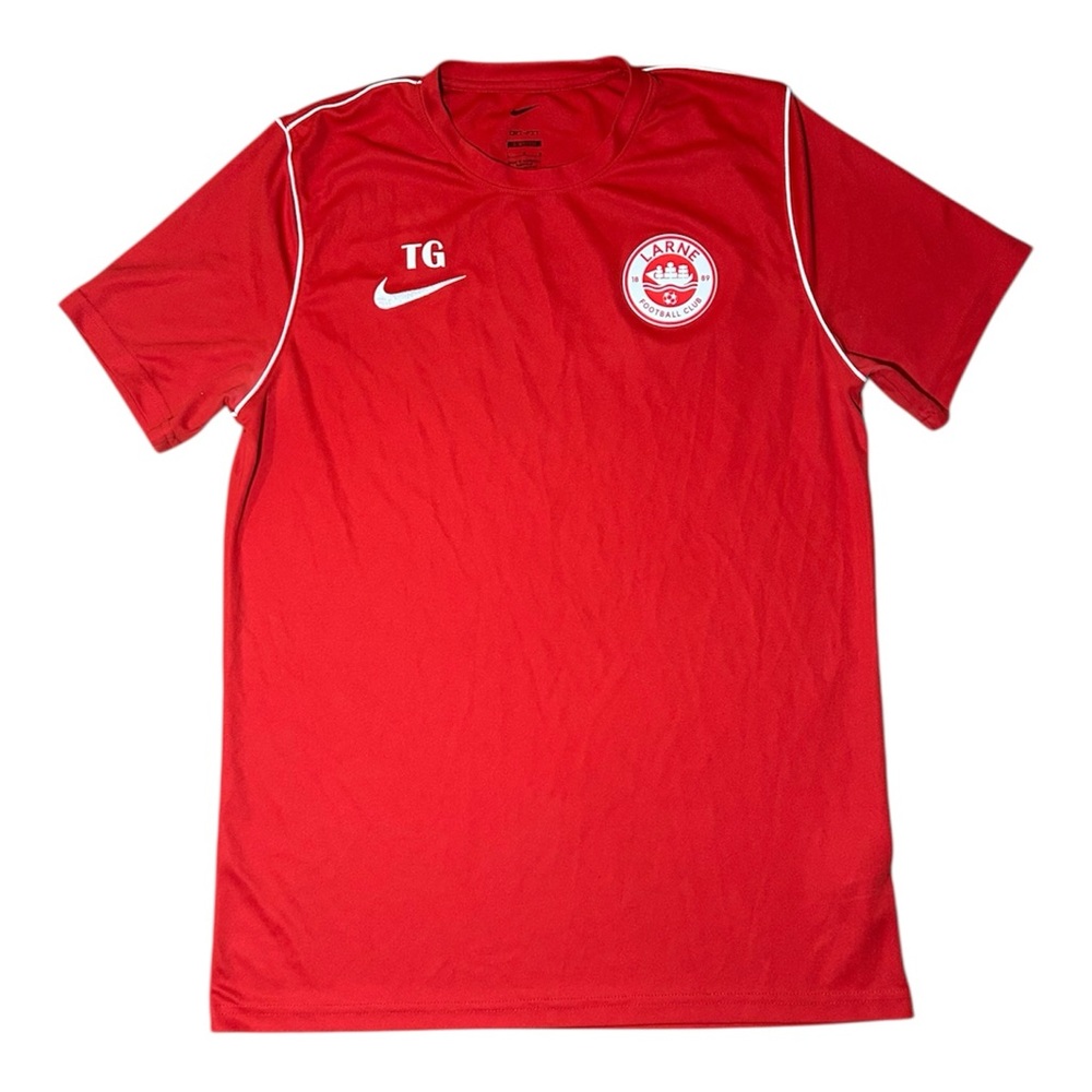 Nike Dri-FIT Slim fit Red Athletic Shirt Size Large.